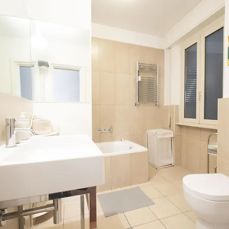 Apartment Lightsome And Large Family Rome