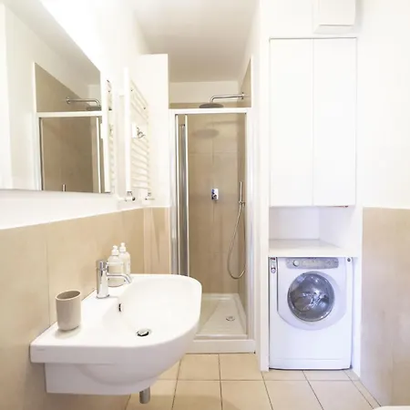 Lightsome And Large Family Apartment *